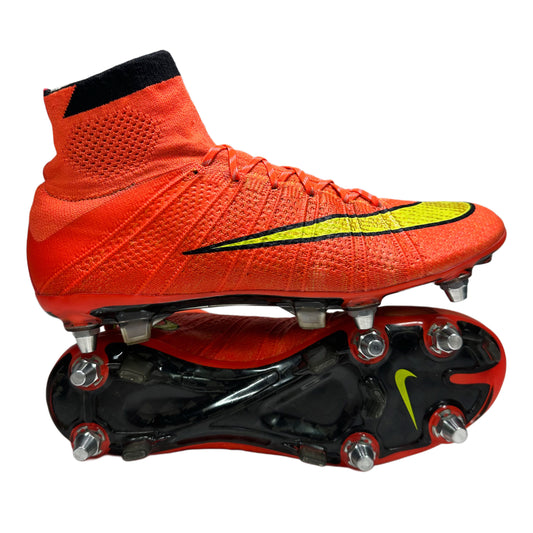 Nike Mercurial Superfly 4 SG-PRO Hyper Punch